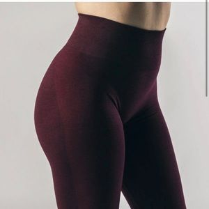 Alphalete Amplify Legging